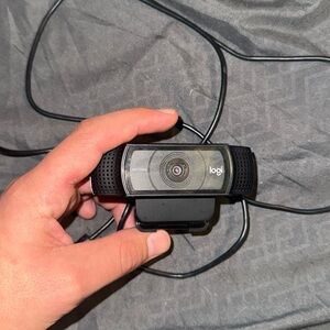 Logi tech video cam recording for gaming or zoom
1080hp